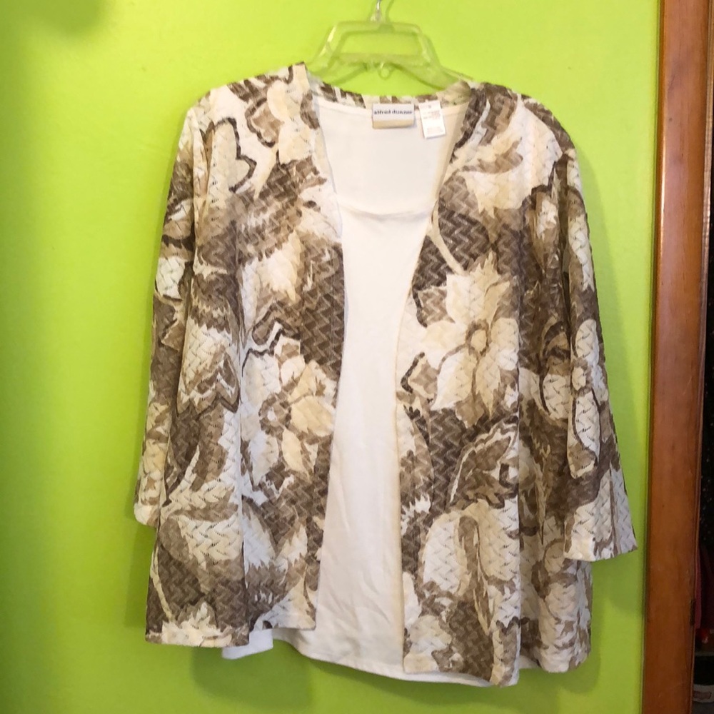 Alfred Dunner tank and jacket connected set.
